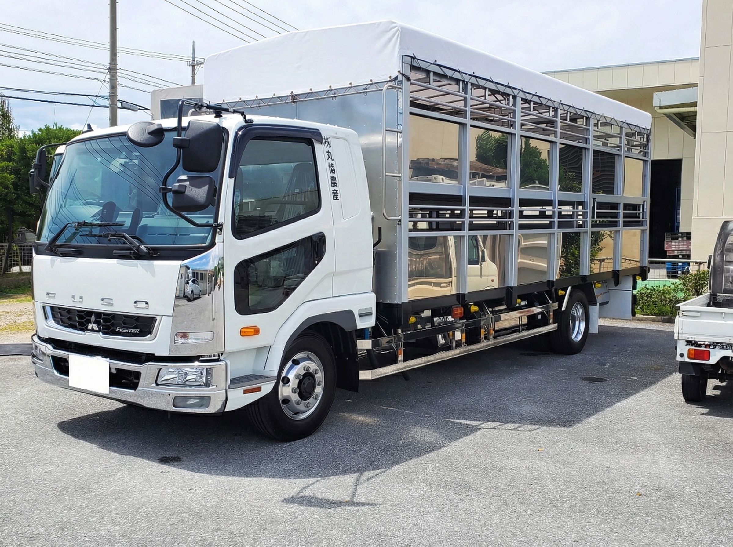 丸協農産 生豚運搬車